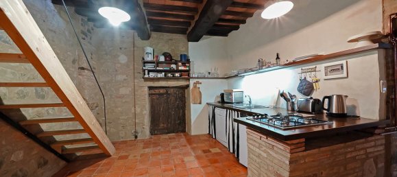 3 Schlafzimmer Wohnung in Seggiano, Italy, Nr. 77624 7