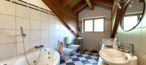4 bedrooms Villa in Cumiana, Italy No. 74695 65