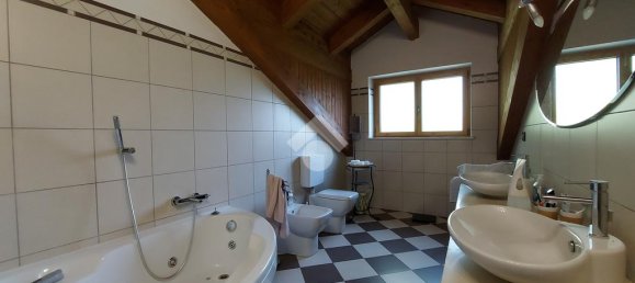 4 bedrooms Villa in Cumiana, Italy No. 74695 50