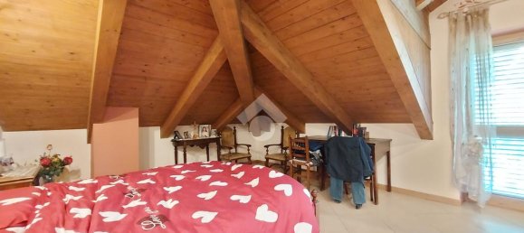 4 bedrooms Villa in Cumiana, Italy No. 74695 19