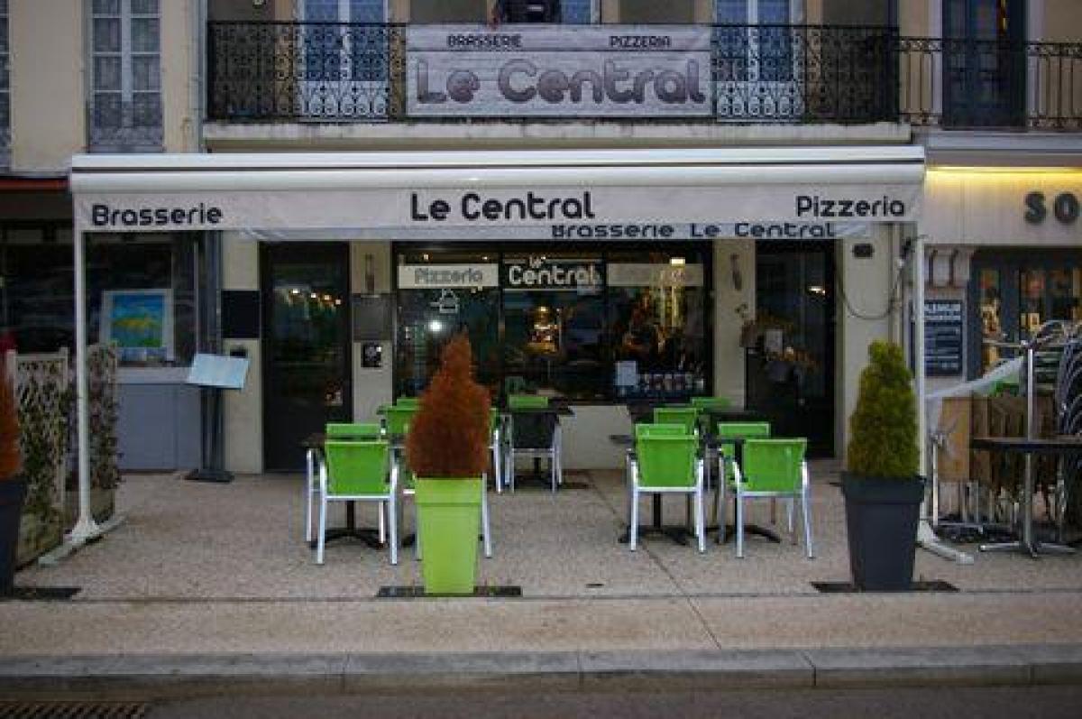 100m² Office in Autun, France No. 17569