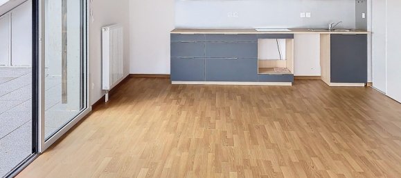 2 bedrooms Apartment in Chambray-les-Tours, France No. 235216 4