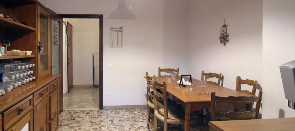 5 bedrooms Apartment in Pisa, Italy No. 350964 2