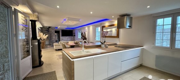 3 bedrooms House in Therdonne, France No. 64640 49