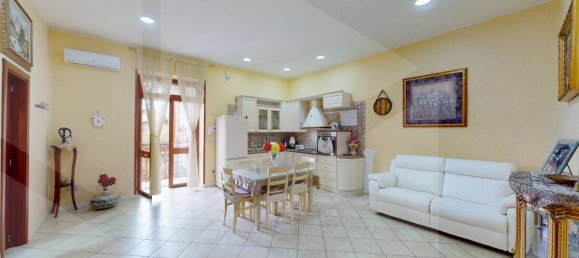 1 bedroom Apartment in Arzano, Italy No. 23160 9