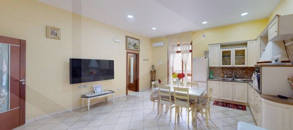 1 bedroom Apartment in Arzano, Italy No. 23160 6