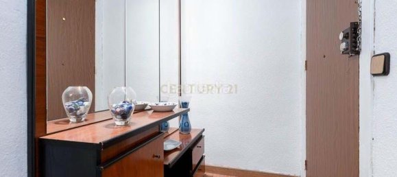 2 bedrooms Apartment in Parets del Vallès, Spain No. 147799 2