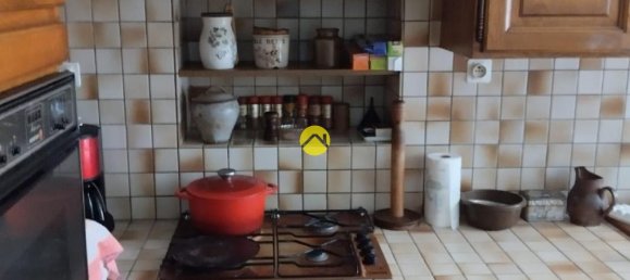 2 Schlafzimmer Haus in Vatan, France, Nr. 79673 3