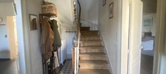 6 bedrooms House in Amblainville, France No. 68646 2