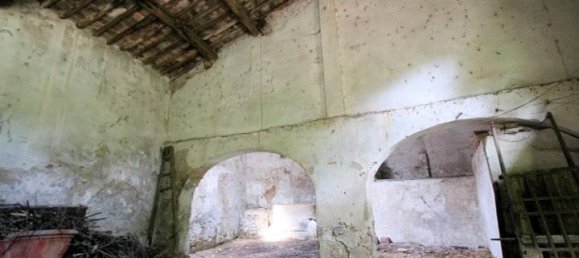 Edifício de 5 divisões em Pescia, Italy N.º 67138 6