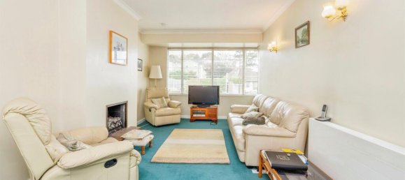 3 bedrooms House in Bushey, United Kingdom No. 6195 24