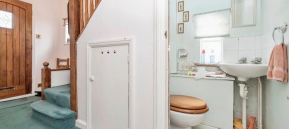 3 bedrooms House in Bushey, United Kingdom No. 6195 23