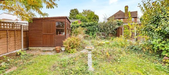 3 bedrooms House in Bushey, United Kingdom No. 6195 26