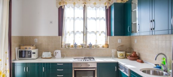 4 bedrooms Commercial property in Kotor, Montenegro No. 125 2