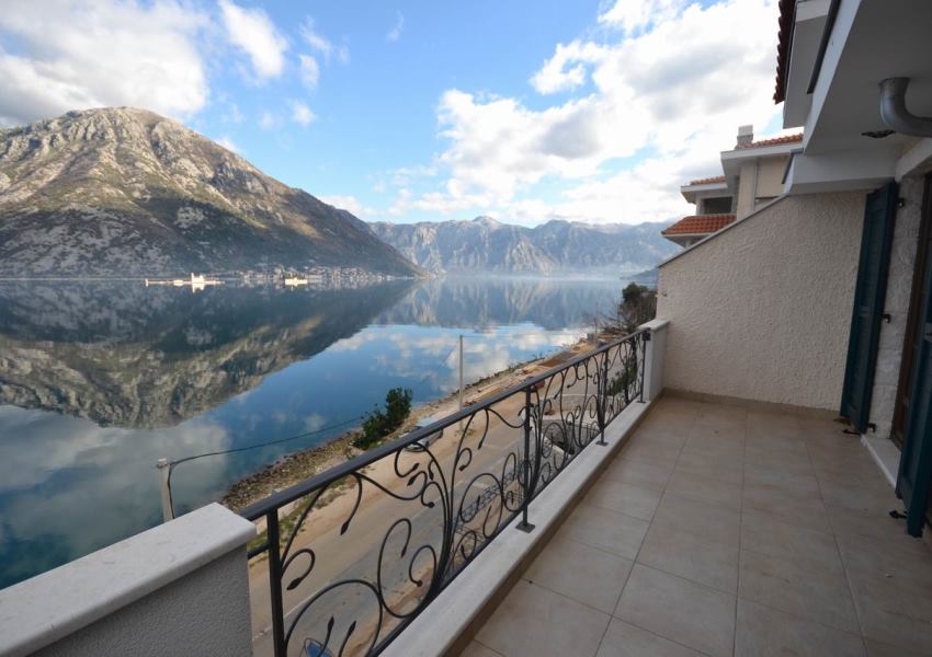 4 bedrooms Commercial property in Kotor, Montenegro No. 125