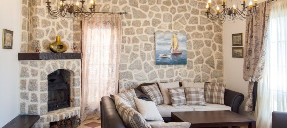 4 bedrooms Commercial property in Kotor, Montenegro No. 125 14