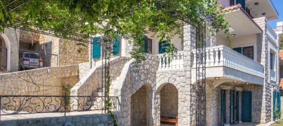 4 bedrooms Commercial property in Kotor, Montenegro No. 125 28