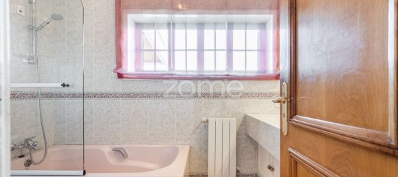 4 bedrooms House in Maia, Portugal No. 50276 23