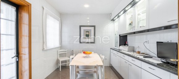 4 bedrooms House in Maia, Portugal No. 50276 16