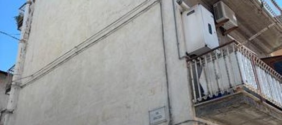 4 rooms Apartment in Castel di Iudica, Italy No. 276929 3