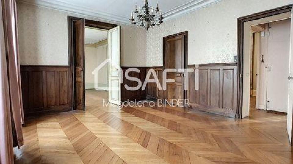 4 bedrooms Apartment in Corbeil-Essonnes, France No. 26954