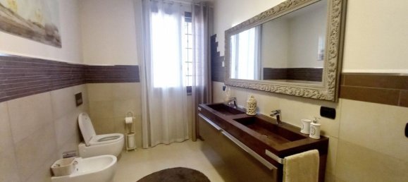 8 rooms Villa in Reggio Emilia, Italy No. 100517 12