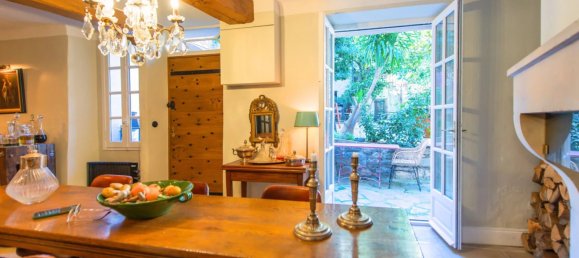 2 bedrooms Commercial property in Ramatuelle, France No. 38289 9