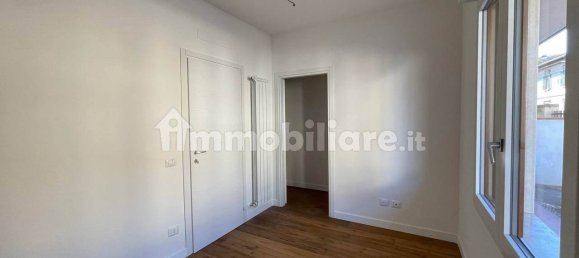 2 bedrooms Apartment in Florence, Italy No. 272580 8