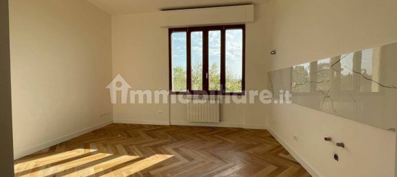 2 bedrooms Apartment in Florence, Italy No. 272580 7