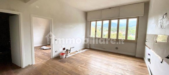 2 bedrooms Apartment in Florence, Italy No. 272580 4