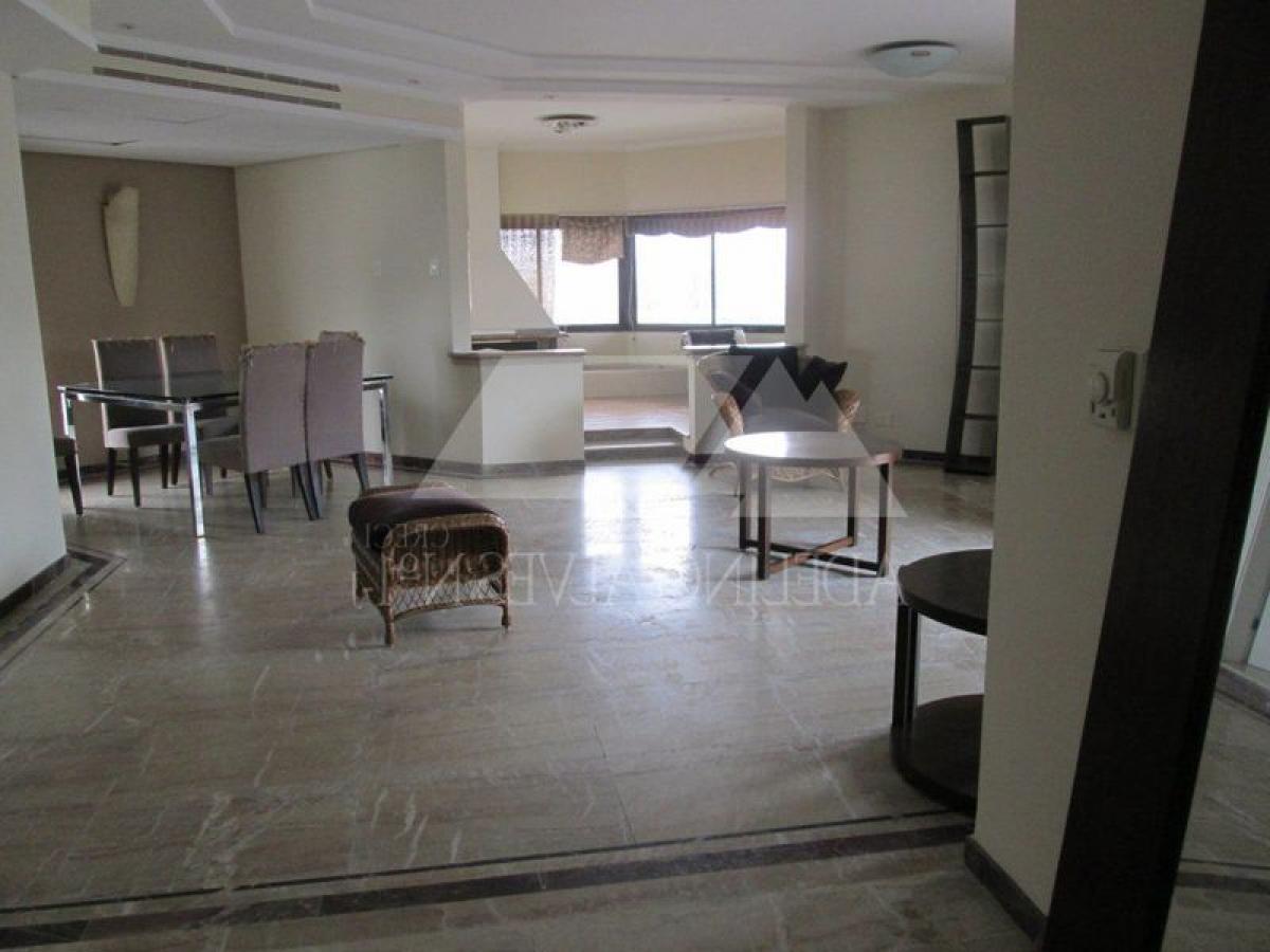 Дом с 4 спальнями в Сан-Паулу, Бразилия № 584812