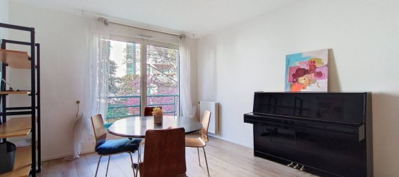 2 chambres Appartement à Clichy, France No. 175491 3