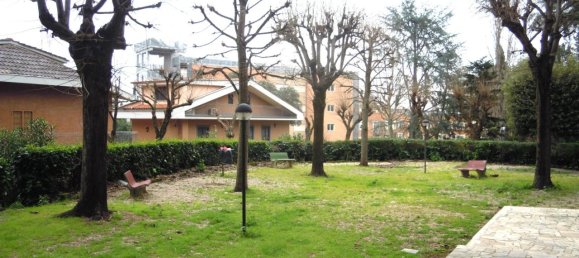 6 rooms Apartment in Rome, Italy No. 38542 6