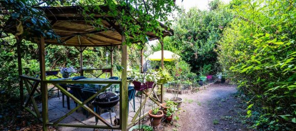 4 bedrooms House in Saint-Nazaire, France No. 299984 9