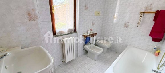 3 bedrooms Villa in Carate Brianza, Italy No. 275285 14