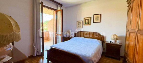 3 bedrooms Villa in Carate Brianza, Italy No. 275285 9