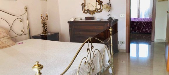 4 rooms Apartment in Triggiano, Italy No. 21686 9