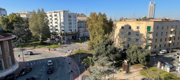 13 rooms Apartment in Latina, Italy No. 230127 4