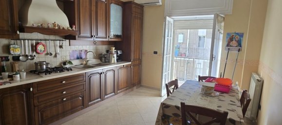 3 bedrooms Apartment in Portici, Italy No. 354347 7