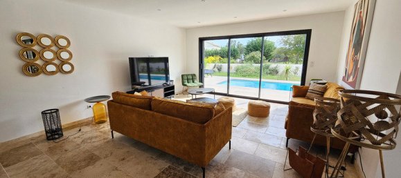 3 bedrooms House in Solaro, France No. 246269 4