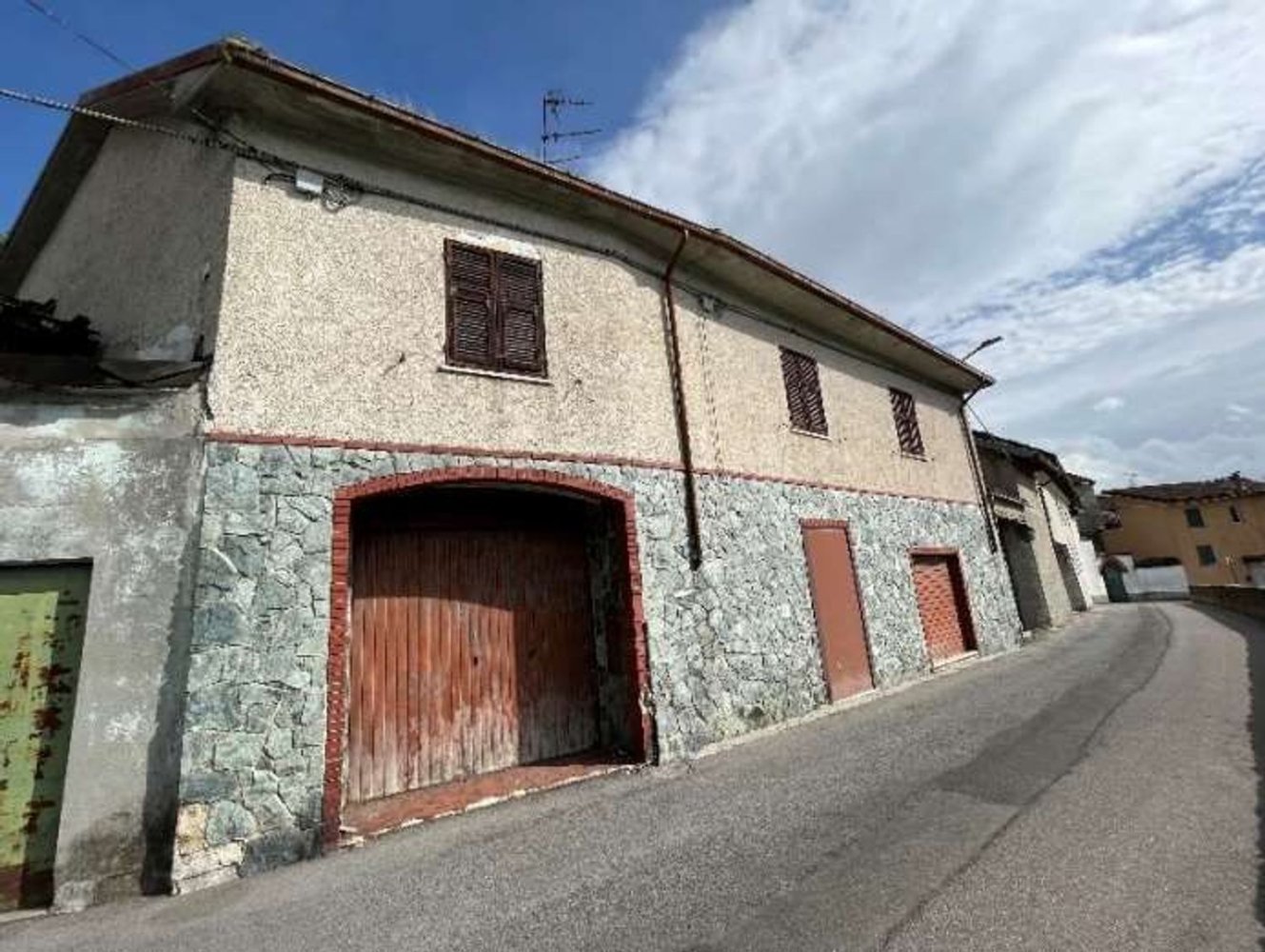 6 غرف نوم شقة في Gavi, Italy رقم 364371