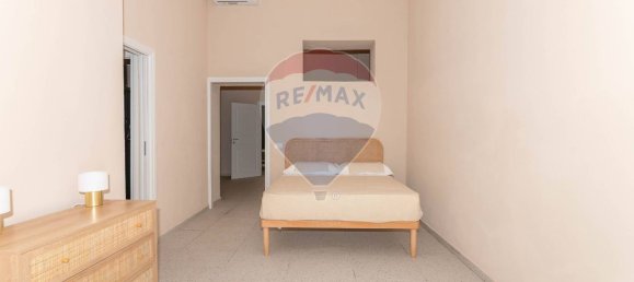 4 bedrooms House in Syracuse, Italy No. 319867 2