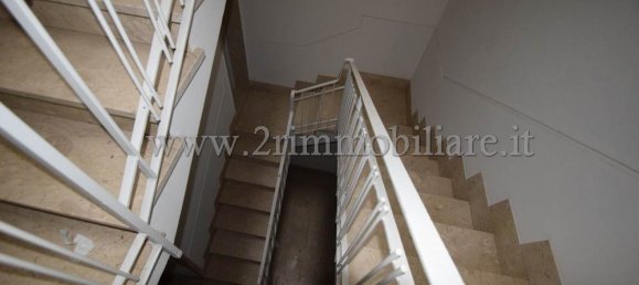 Квартира с 2 спальнями в Мадзара дель Валло, Италия № 166476 4