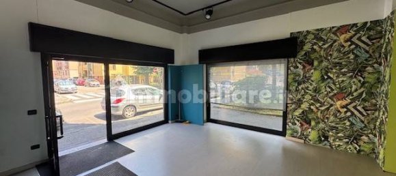 4-Zimmer Gewerbliche Immobilie in Monza, Italy, Nr. 283571 3