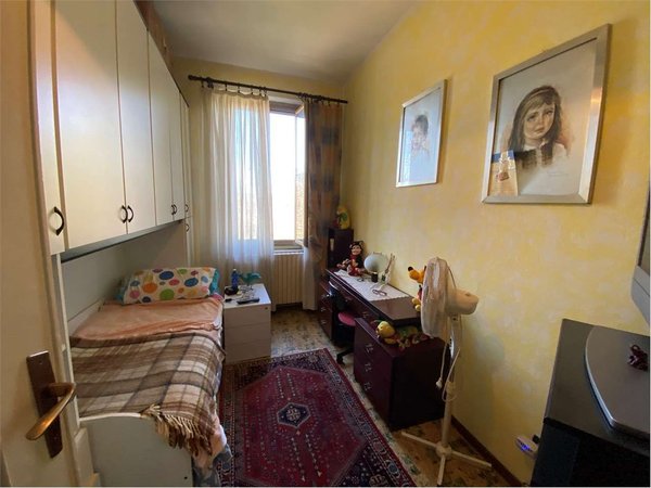 Дом с 4 комнатами в Мортара, Италия № 5775