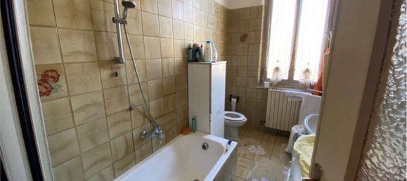 Дом с 4 комнатами в Мортара, Италия № 5775 16