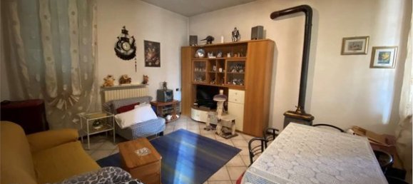 Дом с 4 комнатами в Мортара, Италия № 5775 20