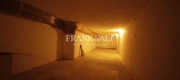 140m² Shop in Mellieha, Malta No. 13494 3