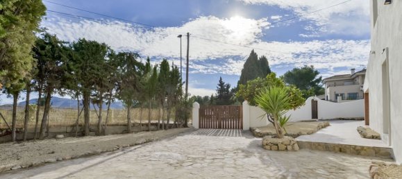 3 bedrooms Villa in Alfaz del Pi, Spain No. 4006 9