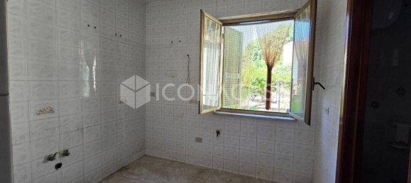 1 bedroom Apartment in Naples, Italy No. 313537 8